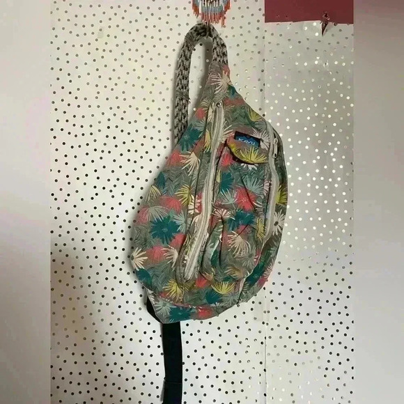 Kavu Backpack - Picture 3 of 7